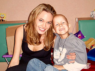 Angelina Jolie Visits Young Cancer Patient | Angelina Jolie