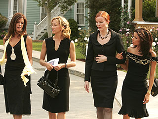 Housewives Producer Fires Back at Critics | Desperate Housewives