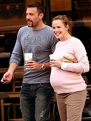 Jen & Ben's Baby Girl Arrives| Birth, Ben Affleck, Jennifer Garner