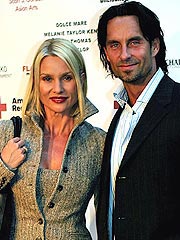 Nicollette Sheridan, Fiancé Split | Nicolette Sheridan
