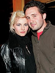 elisha cuthbert and trace ayala