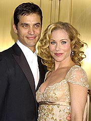 christina applegate husband