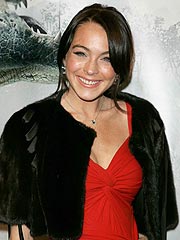 Lindsay Lohan Stands Up Regis & Kelly | Lindsay Lohan