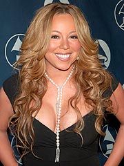 Mariah Sings in the New Year in Times Square