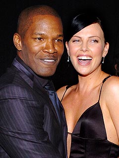 Behind the Scenes at SAG | Charlize Theron, Jamie Foxx