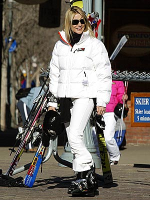 A HOUSEWIFE'S VACATION photo | Nicollette Sheridan