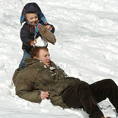 SNOW DAD photo | Guy Ritchie