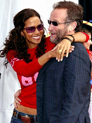 BERRY FUNNY photo | Halle Berry, Robin Williams