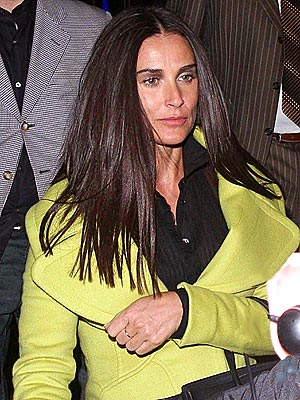 JET-SETTER photo | Demi Moore