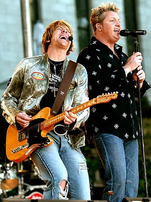 FLATTS NOTE photo | Rascal Flatts