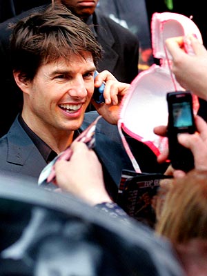 NO RESTRAINT photo | Tom Cruise