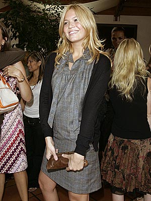 WELL DESIGNED photo | Mandy Moore