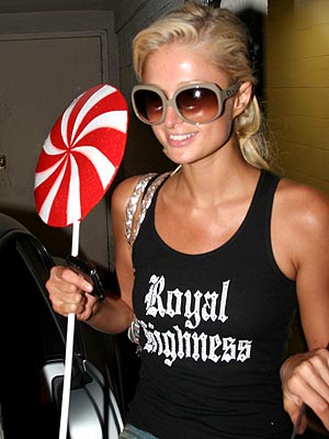 LOLLIPOP GUILD photo | Paris Hilton