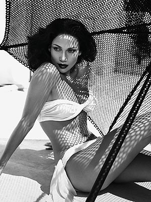 FRENCH TWIST photo | Jennifer Lopez