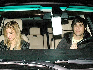 Couples Watch
| Ashlee Simpson, Pete Wentz