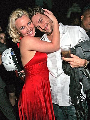 Celebrity Restaurant Britney Spears Birthday Party in Her New Restaurant