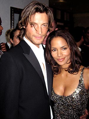 PICTURE PERFECT photo | Gabriel Aubry, Halle Berry