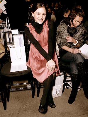 PRETTY IN PINK photo | Rachel Bilson