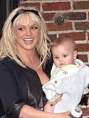 BRITNEY & SEAN P. photo | Britney Spears, Sean Preston Federline
