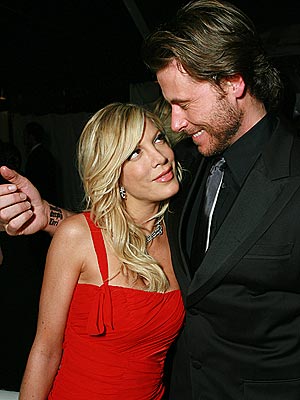 TORI & DEAN photo | Dean McDermott, Tori Spelling