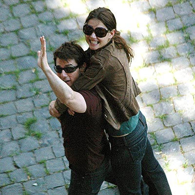 BRIGHT FUTURE photo | Katie Holmes, Tom Cruise