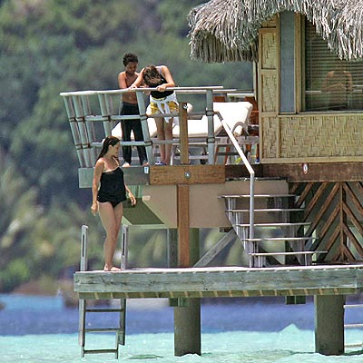 ISLAND PARADISE photo | Katie Holmes