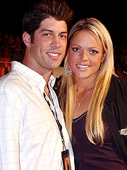 Softball Champ Jennie Finch Expecting