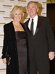 Glenn Close Marries on Maine Retreat