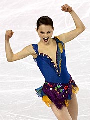 Sasha Cohen Dazzles in Short Program