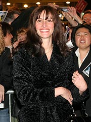 Stars Turn Out for Julia's Debut | Julia Roberts