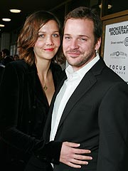 Maggie Gyllenhaal, Peter Sarsgaard Engaged | Maggie Gyllenhaal