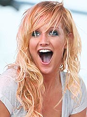 Ashlee Laughs Off Nose Job Talk | Ashlee Simpson