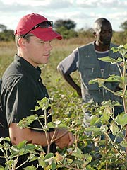 Matt Damon Pushes for African AIDS Funding | Matt Damon