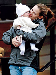 Ben & Jen Settle Into Parenthood| Ben Affleck, Jennifer Garner
