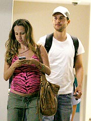 Tobey Maguire, Jennifer Meyer Have a Girl| Birth, Tobey Maguire
