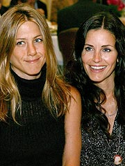 Jen Aniston, Courteney Cox to Reunite on TV | Courteney Cox, Jennifer Aniston