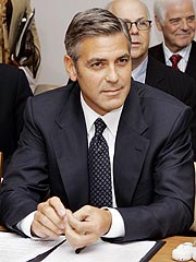 Clooney Asks U.N for Aid in Darfur | George Clooney