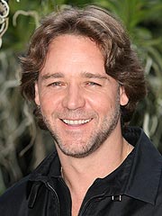 Russell Crowe Calls Phone-Toss Overplayed | Russell Crowe