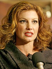 Faith Hill Speaks Out on CMA Freakout | Faith Hill