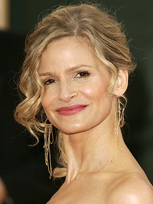 Kyra Sedgwick Pictures