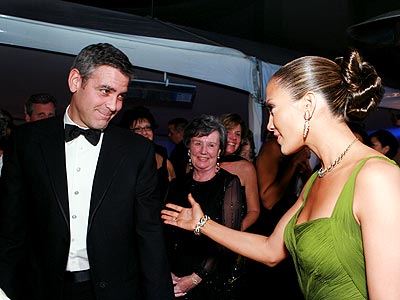 CATCHING UP photo | George Clooney, Jennifer Lopez