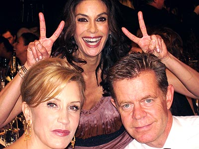 BUNNY BUSINESS photo | Felicity Huffman, Teri Hatcher, William H. Macy