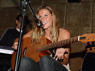 MODEL MUSIC photo | Gisele Bundchen