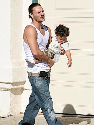 HIPSTER DAD photo | Kevin Federline