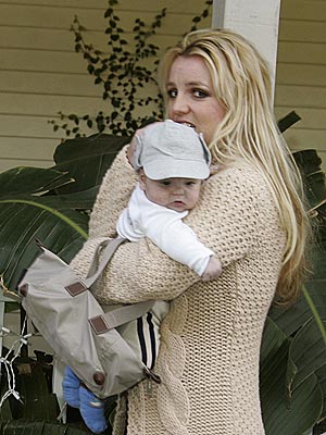 HER LITTLE MAN photo | Britney Spears