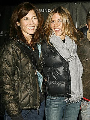 SO 'MONEY' photo | Catherine Keener, Jennifer Aniston