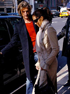 MODEL BEHAVIOR photo | Halle Berry