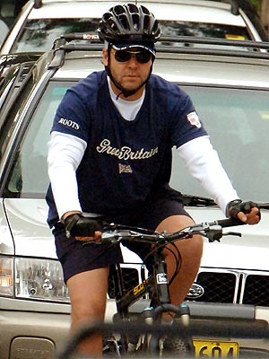 TAKING THE HIGH ROAD photo | Russell Crowe