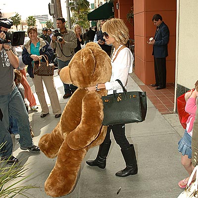 CUTE LOOT photo | Nicole Richie