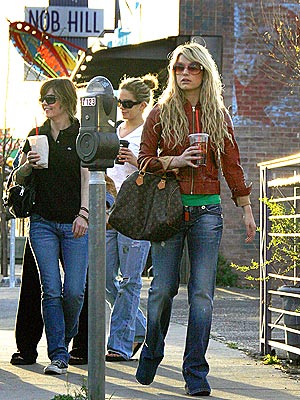 BIG SIPPER photo | Jessica Simpson
